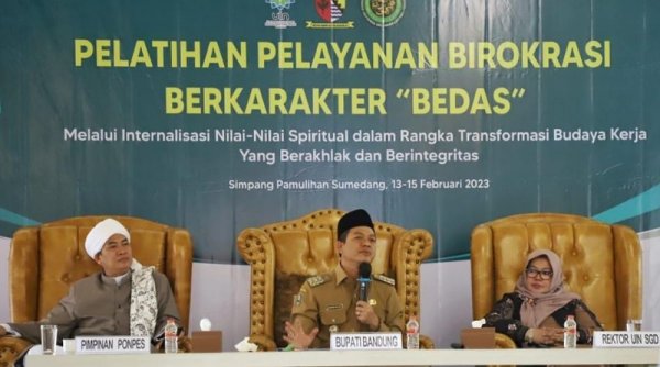 Siraman Rohani, Para Kepala Perangkat Daerah Se-Kabupaten Bandung Ikuti Pesantren Kilat