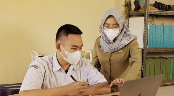 Satu Tahun Diluncurkan, Shopee Training Center Berhasil Cetak Wirausaha Digital dari 537 SMK di Jawa Barat