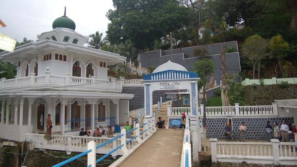 Mengenal Syekh Abdul Muhyi Pamijahan