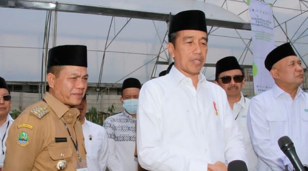 Kepada Para Petani Jokowi ungkap Kesulitan Pupuk Terjadi disemua Negara