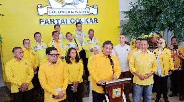 Dari Jenderal Hingga Artis, Ini Kader Baru Partai Golkar