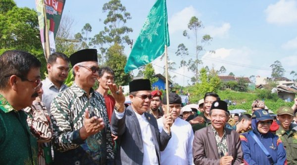 Hadir di Musda PD Muhammadiyah, Bupati Bandung Berikan 150 Paket Sembako dan Umrah