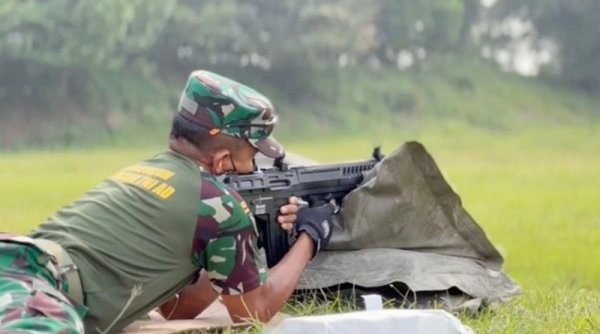 Balitbang Kemhan RI Gelar Uji Fungsi Prototipe Senapan Serbu IFAR 22