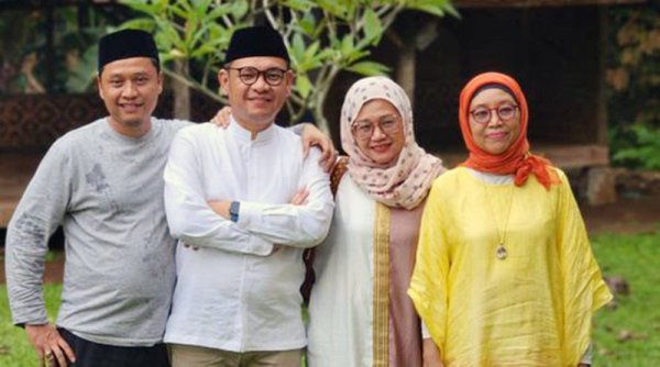 Momen Manis H. Ace Hasan Syadzily, Ngumpul Bareng Saudara Disaat Lebaran