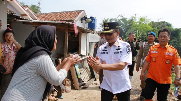 Bupati DS Bersama Forkopimda Tinjau Lokasi Longsor dan Banjir Bandang di Beberapa Kecamatan