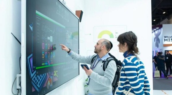 Huawei Lansir Solusi "All-Optical Rail Transportation Network"