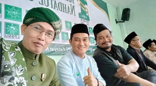 DARI PONPES  KE PONPES | K.H. Tata Gandasbara Fokus Kelola Pesantren Al Qur'an Fajar Ashshidiqqi di Ciparay
