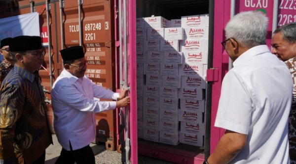Pemerintah Ekspor Perdana Produk UMKM untuk Konsumsi Haji 1444 H