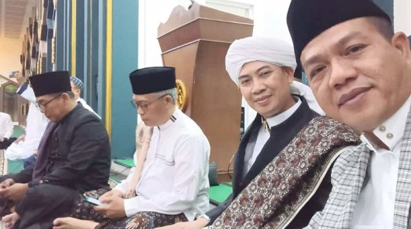 I'tikaf di Mesjid Al Fathu, Bupati Ajak Makin Merendahkan Diri Dihadapan Allah SWT