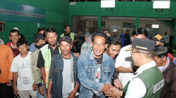 1.082 Ojeg Pangkalan di Kecamatan Cileunyi dan Nagreg Terima Bantuan Sembako Ketahanan Pangan