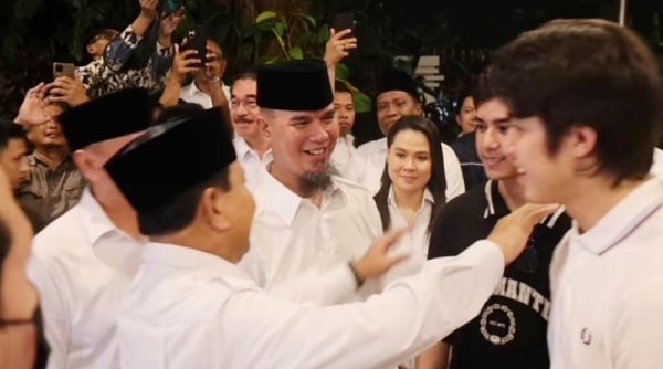 Perkuat Generasi Milenial, Al Ghazali dan El Rumi Resmi Gabung dengan Partai Gerindra