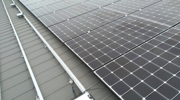 Hoymiles Bantu Pelanggan Maksimalkan Hasil Energi dengan Mikroinverter Tiga Fasa 4-in-1 Baru