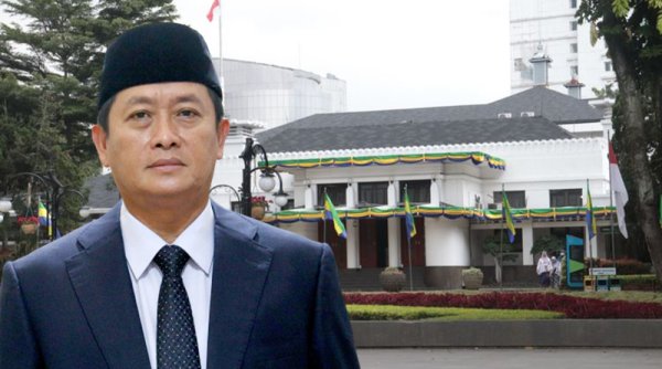 SOSOK | Plh Wali Kota Bandung Ema Sumarna, Jabatan Sekdanya  Sempat Gonjang-ganjing