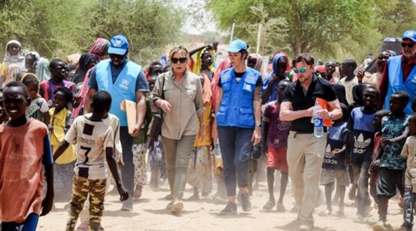Respons Pengungsi Sudan: Education Cannot Wait Mengumumkan Hibah Sebesar US$3 Juta Selama Misi Tingkat Tinggi untuk Chad