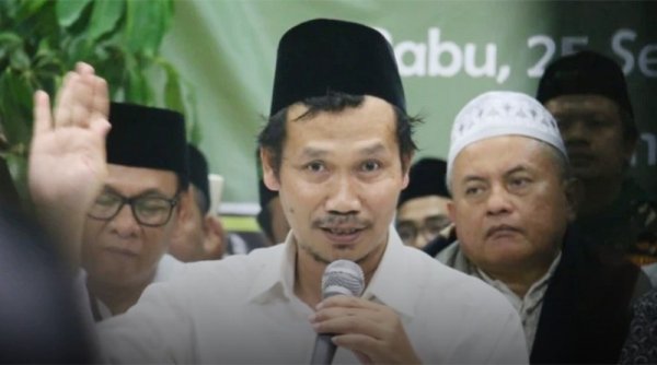 Gus Baha: Sebaik-baiknya Ibadah adalah Bekerja
