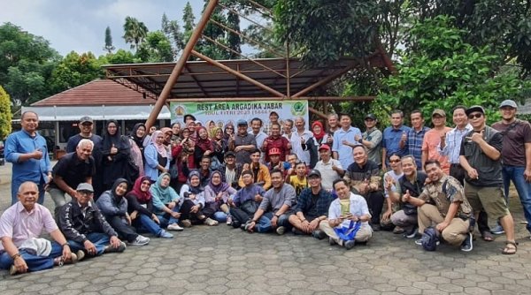 Alumni AIK-Fahutan Unwim Gelar “Rest Area Argadika 2023”