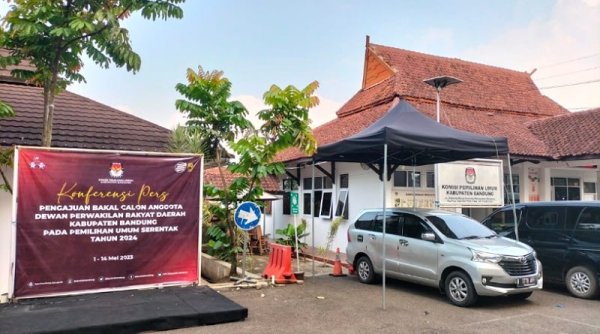 937 Bacaleg DPRD Kab. Bandung Telah Didaftarkan ke KPU