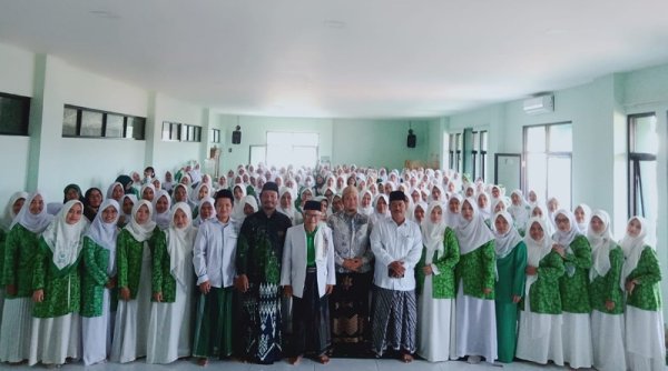 Peringati Harlah Ke-73 dan Halal Bihalal Pengurus Fatayat NU Kabupaten Bandung