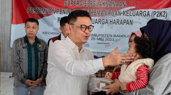Ace Hasan Dorong Pemberdayaan Ekonomi Bagi Penerima Bantuan PKH