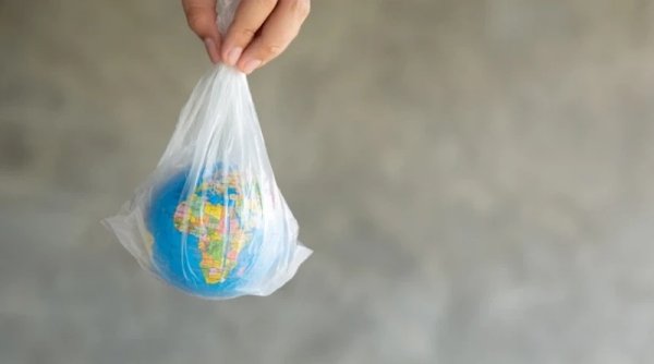 Ekologi Spiritual: Merawat Jagat, Mereformasi Bumi