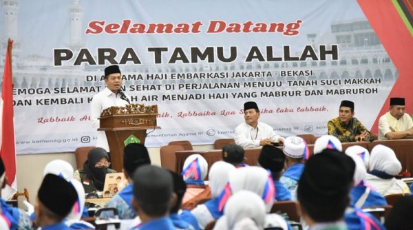 Bupati DS Temui 346 Jemaah Haji Asal Kab. Bandung di Embarkasi Bekasi
