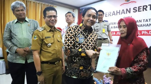 Tahun Ini Pemkab Bandung Terima 60.000 Bidang Sertifikat Tanah dari Kementrian ATR/BPN