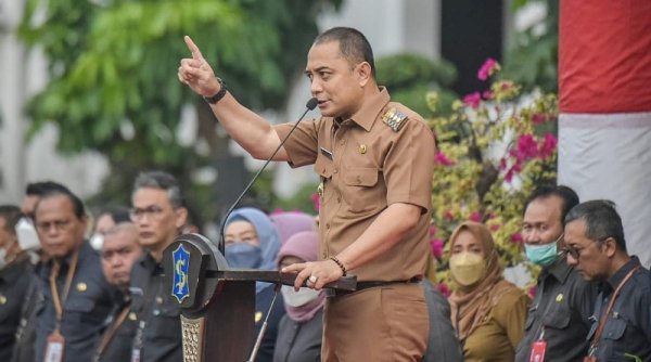 Pejabat Pemkot Tandatangani Kontrak Kinerja , Walikota Eri : December 2023 Gagal Harus Diganti