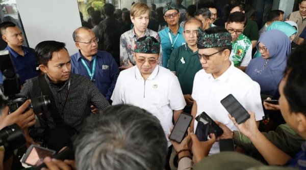 Akui Sanitasi Belum 100 %, Bupati DS: Kita Upayakan bersama Program Sanitasi ke Berbagai Wilayah dan Desa