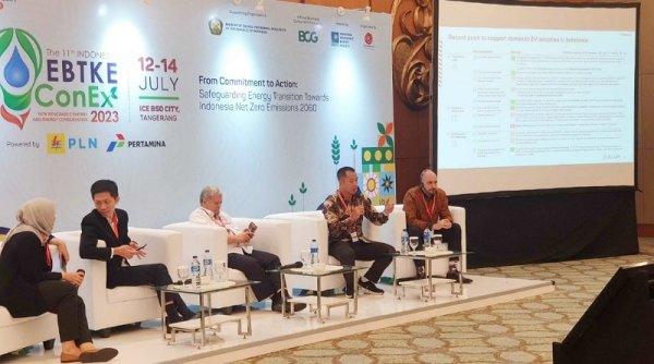 ALVA Berikan Edukasi Mengenai Manfaat dan Potensi Energi Terbarukan dalam Mengurangi Emisi
