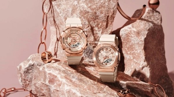 Casio Luncurkan G-Shock Berdimensi Ringkas dengan Kelir "Pink-Gold"