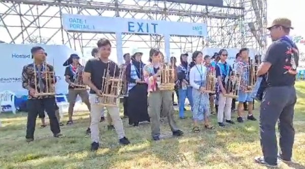 Sukses Pecahkan Rekor Dunia, Angklung Kota Bandung Diundang ke Korea Selatan