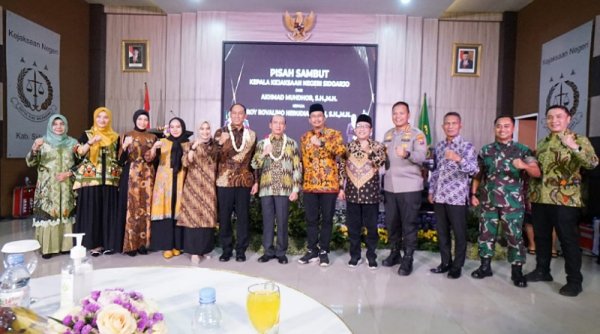 Gus Muhdlor Sambut Kajari Baru Sidoarjo Roy Revalino Herudiansyah