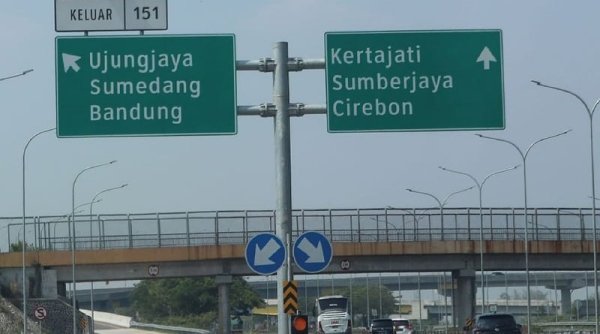 Tarif Tol Cimalaka - Dawuan Hari ini Diberlakukan, Awas Bingung Keluar Tol Ujung Jaya