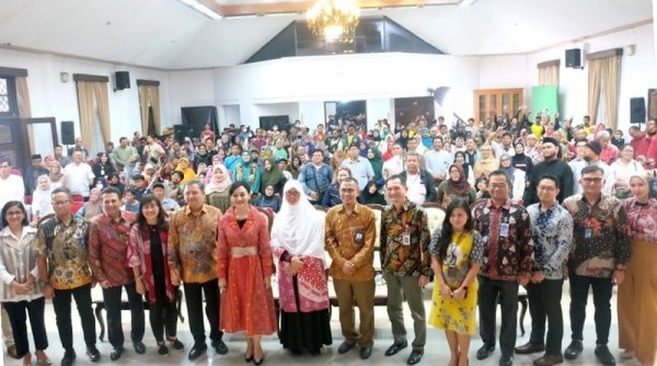 Sambut Hari Kemerdekaan RI ke-78, FIFGROUP Dukung Literasi Keuangan bagi Sahabat Disabilitas
