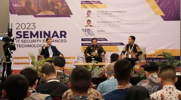 Kolaborasi dengan Poltek SSN, Huawei Gelar Konferensi Ilmiah Internasional Bahas Tata Kelola Data, Kriptografi dan Keamanan Siber