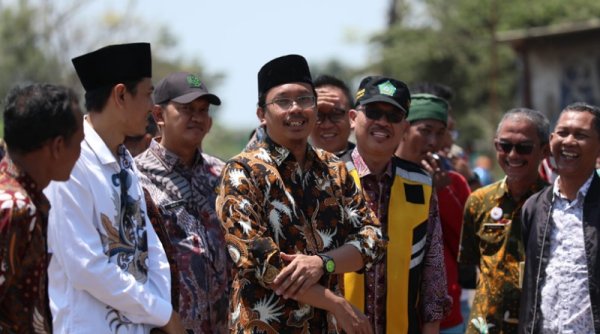 Gus Muhdlor Sidak Proyek Betonisasi Banjarsari - Damarsi, Progres Surplus 9 Persen