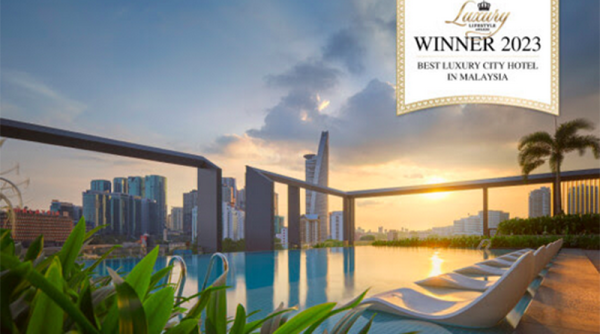 Amari Kuala Lumpur Raih Penghargaan Gaya Hidup Mewah untuk Best Luxury City Hotel di Malaysia