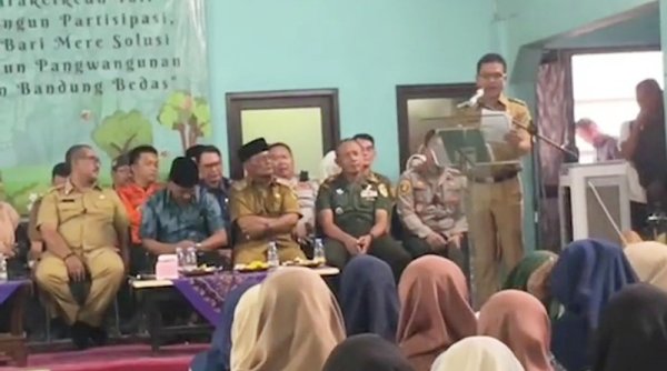 Ada Makam Eril, Kunjungan ke Desa Malasari Meningkat tapi Jalannya Rusak