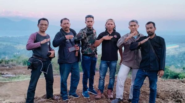 Intip Keindahan Bukit Segoro Katon, Spot olah raga Dirgantara dengan View Memukau di Banyuwangi