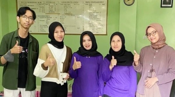 Tiga Mahasiswa Unisba Inovasi Gelato untuk Mencegah Stunting