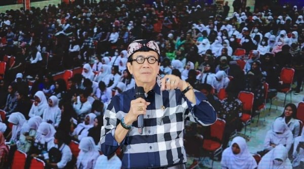 Menkumham Ajak Mahasiswa Baru Universitas Brawijaya Bela Negara Sejak Muda