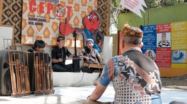 Warga Kebon Jeruk Bersyukur adanya Lembur Cepot Juara Lingkungan jadi Kondusif