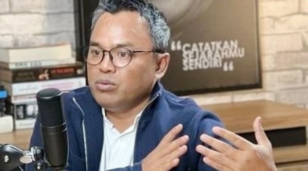 Jelang Lengser, Islah Bahrawi Khawatirkan Sikap Jokowi Bergeser dari Negarawan jadi Politisi