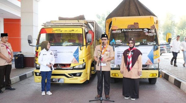 Atasi Rawan Pangan, Bupati Bandung Salurkan Bantuan 2.140 Ton Beras Per Bulan