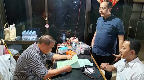 Kejari Surabaya Tangkap Buronan Penipuan Investasi Tambang Batubara Rp 8,6 Milyar