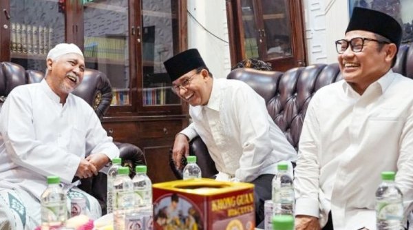 AMIN Didoakan Sesepuh Ponpes Sidogiri Pasuruan Menang Pilpres 2024