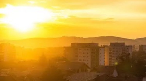 Penjelasan BMKG Soal Cuaca Panas di Indonesia, Jawa Barat Mencapai 38  ̊C