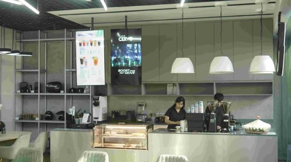 Buka Era Kendaraan Listrik di Kota Port of Java, Semarang, dengan Meresmikan  Alva Experience Center
