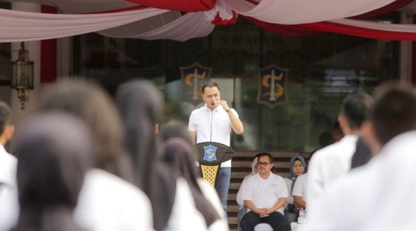 Wali Kota Eri Cahyadi Jadikan 1.145 Pemuda Berprestasi sebagai Duta Pemkot Surabaya
