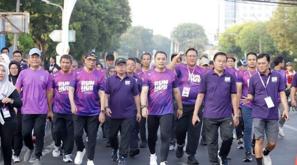 Pemkot Surabaya dan Kemenhub Gelar RUN HUB 2023 Diikuti Ribuan Pelari